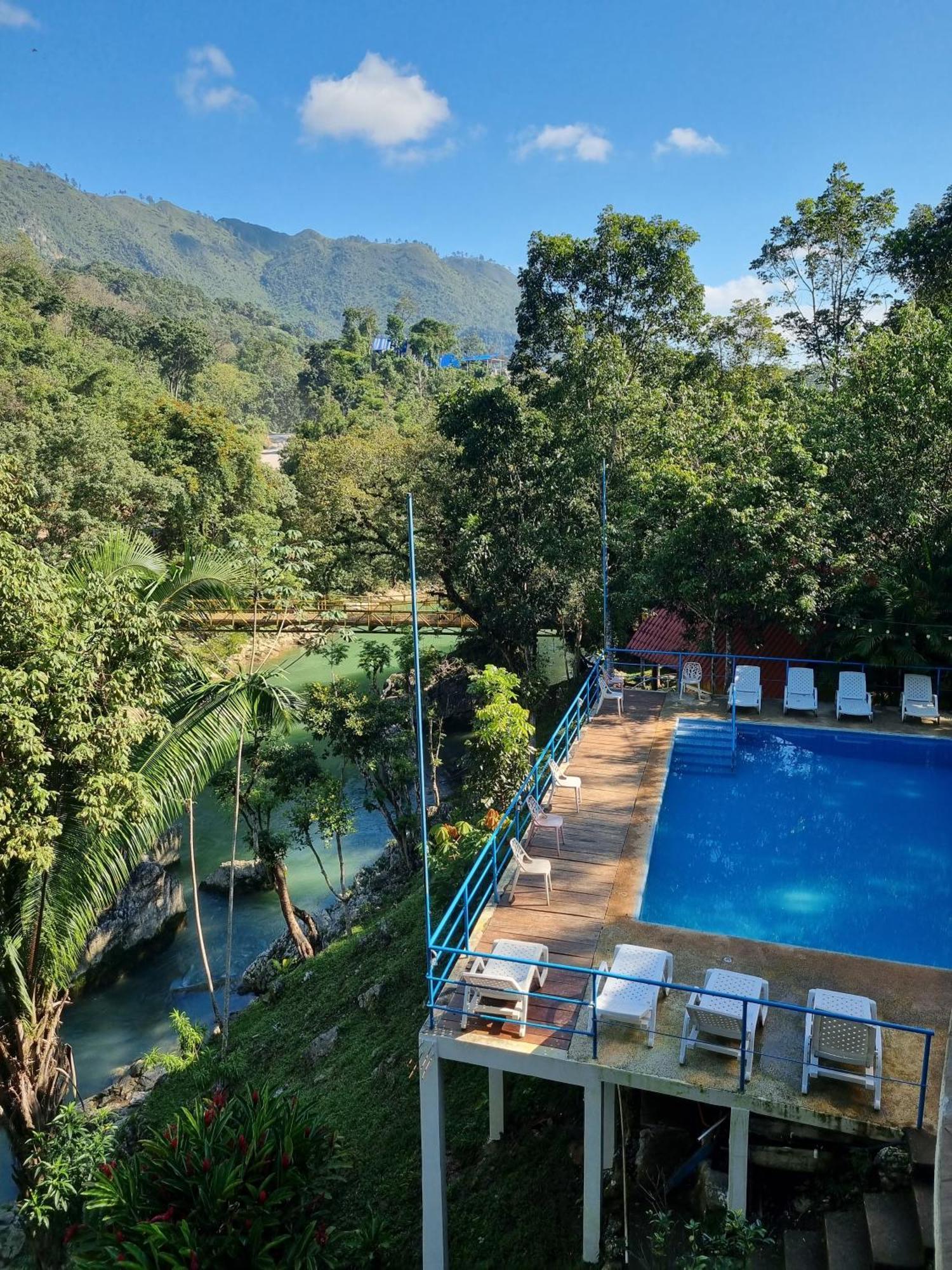 El Portal De Champey אכסניה