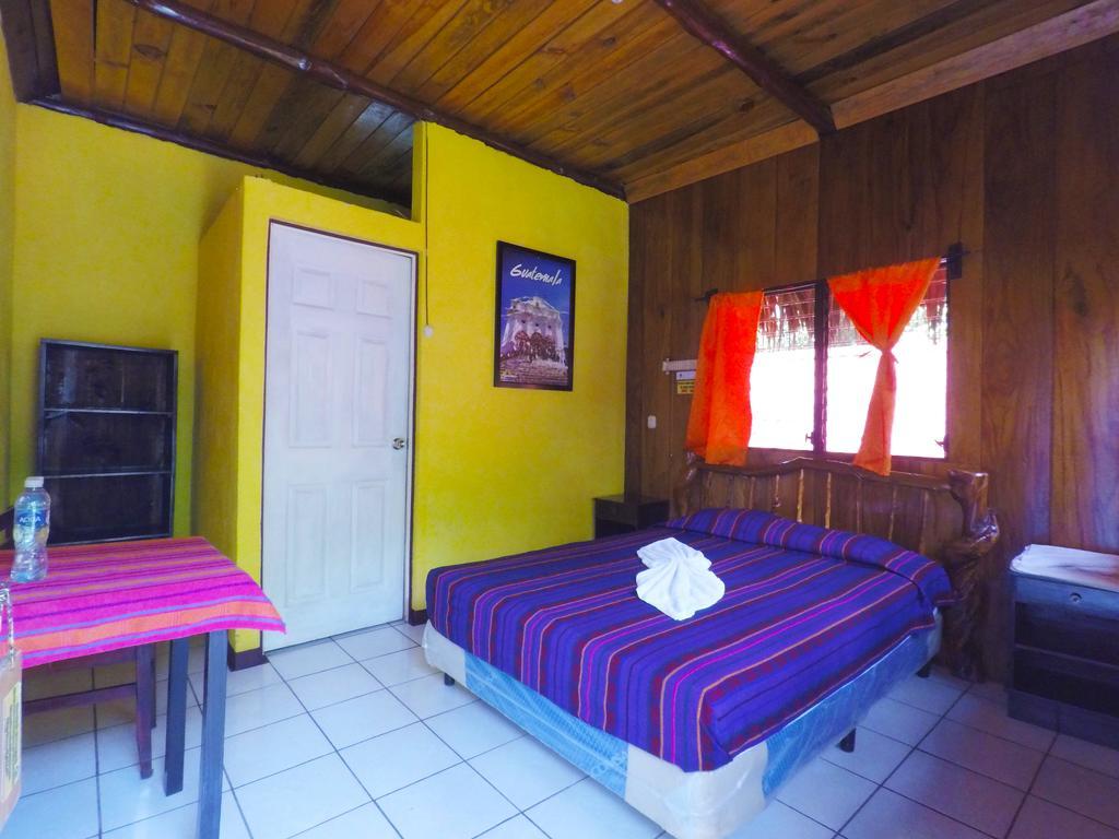 אכסניה El Portal De Champey