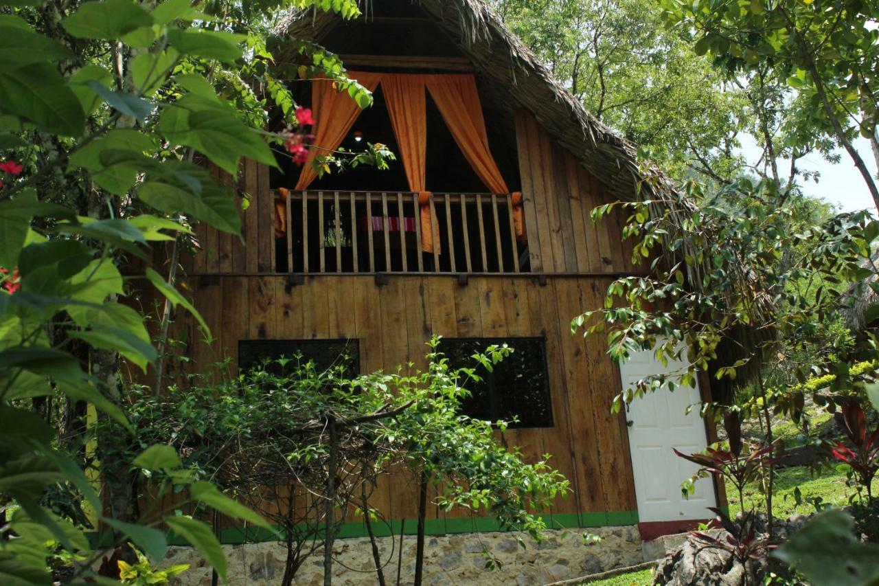 אכסניה El Portal De Champey *